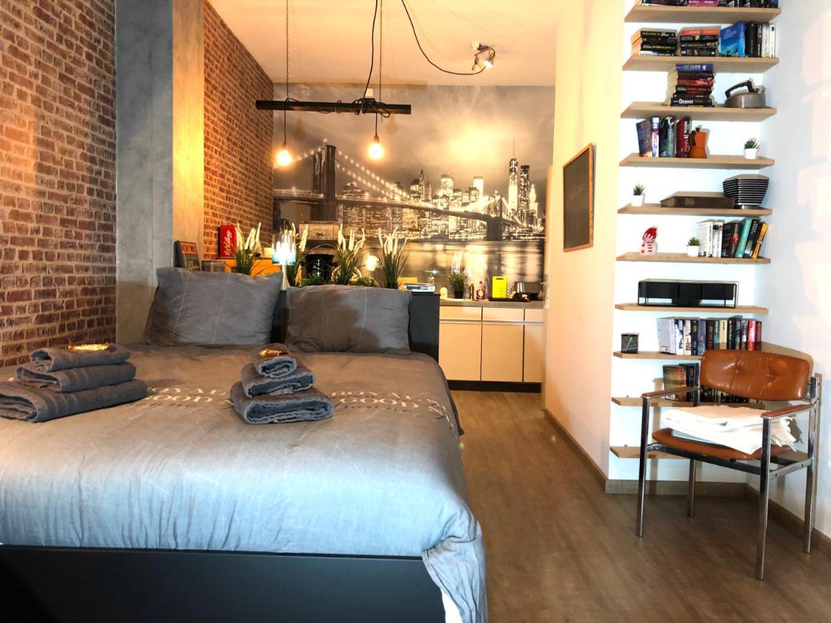 New York Loft - Fully Equipped And Available Long-Term - Perfect Location In City Center Apartment Namur Exterior foto